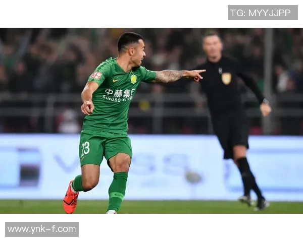 杭州足球队在全国锦标赛积分榜上以75分稳居第一名，争冠形势喜人